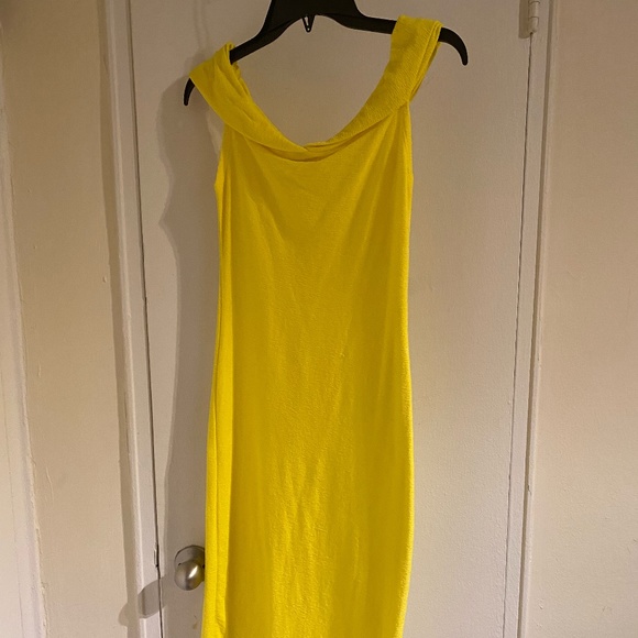 H&M Dresses & Skirts - Zara Trafaluc S/S18 Bright Yellow Off the Shoulder Dress Size Small/Med